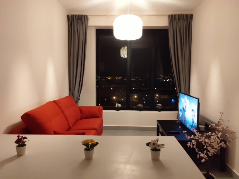 Cozy Studio Unit,Cyberjaya,Wifi, Netflix,Free Parking Екстериор снимка