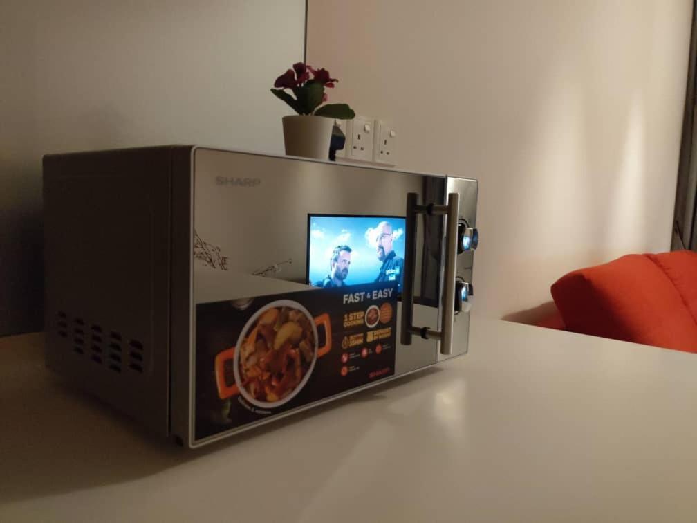 Cozy Studio Unit,Cyberjaya,Wifi, Netflix,Free Parking Екстериор снимка