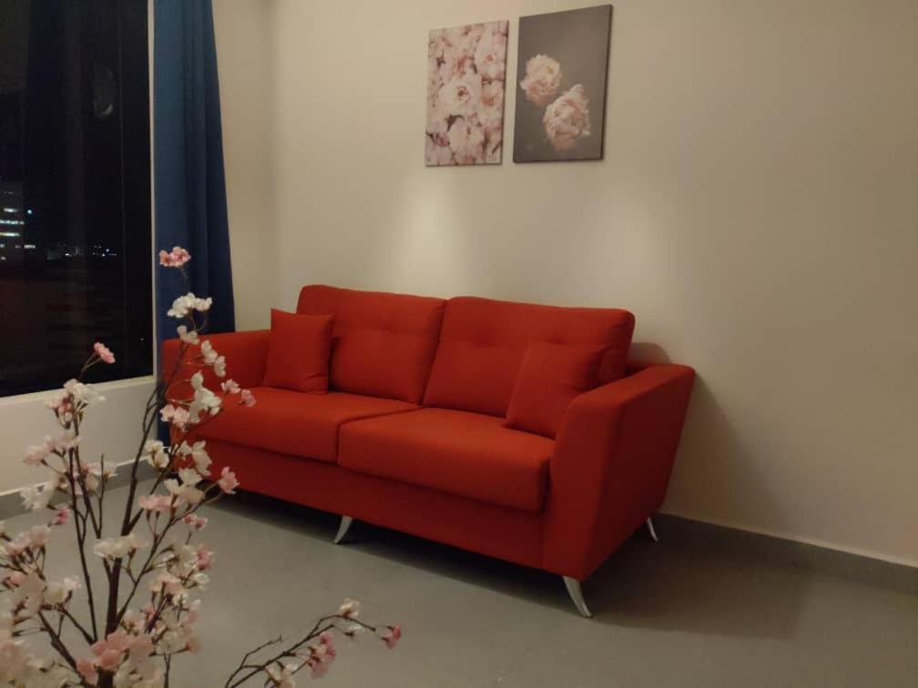 Cozy Studio Unit,Cyberjaya,Wifi, Netflix,Free Parking Екстериор снимка