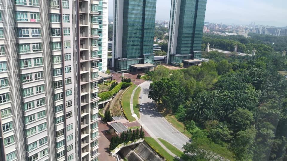 Cozy Studio Unit,Cyberjaya,Wifi, Netflix,Free Parking Екстериор снимка