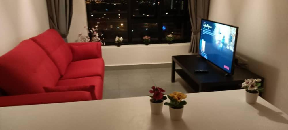 Cozy Studio Unit,Cyberjaya,Wifi, Netflix,Free Parking Екстериор снимка