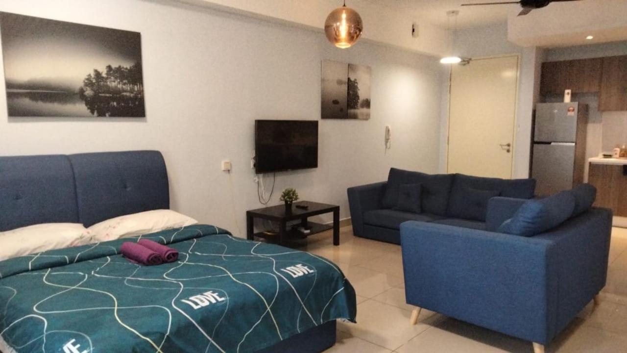 Cozy Studio Unit,Cyberjaya,Wifi, Netflix,Free Parking Екстериор снимка