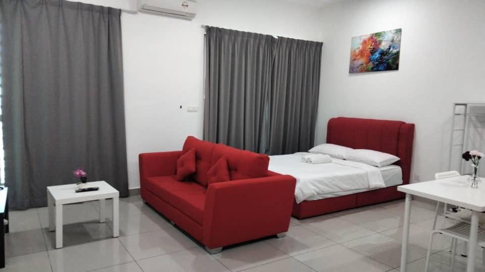 Cozy Studio Unit,Cyberjaya,Wifi, Netflix,Free Parking Екстериор снимка