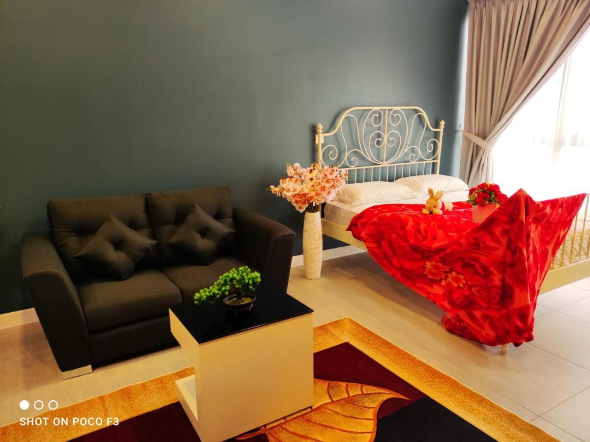 Cozy Studio Unit,Cyberjaya,Wifi, Netflix,Free Parking Екстериор снимка